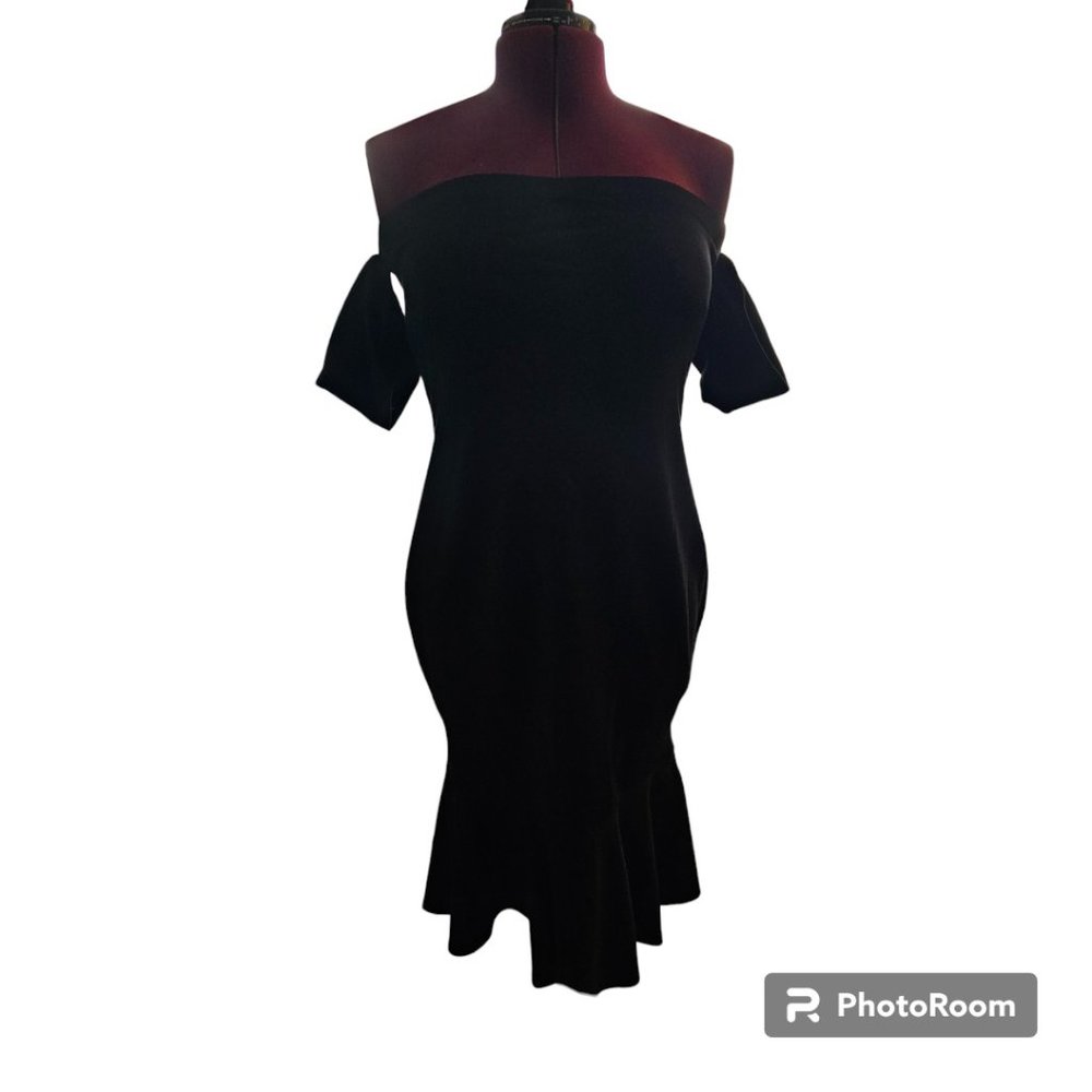 Forever 21 Off-The-Shoulder Mermaid Dress Black Size 3x NWT